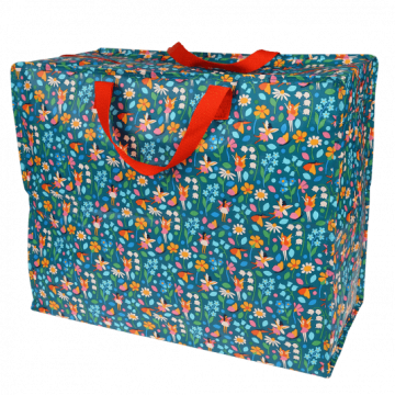 Jumbobag fairies in the garden